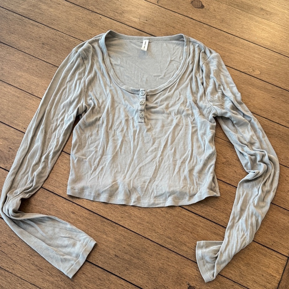 Aritzia Women's Top Ribbed